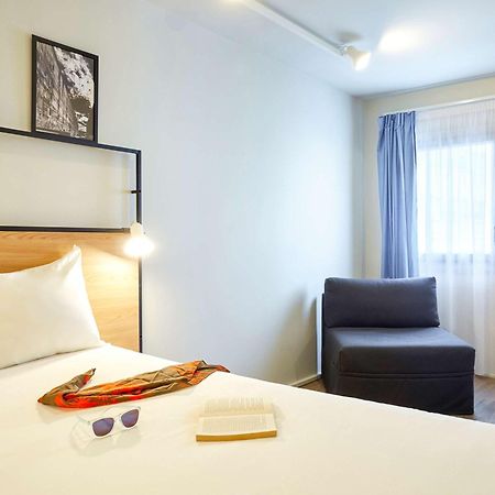 Ibis Lorient Centre Gare Hotel Exterior foto