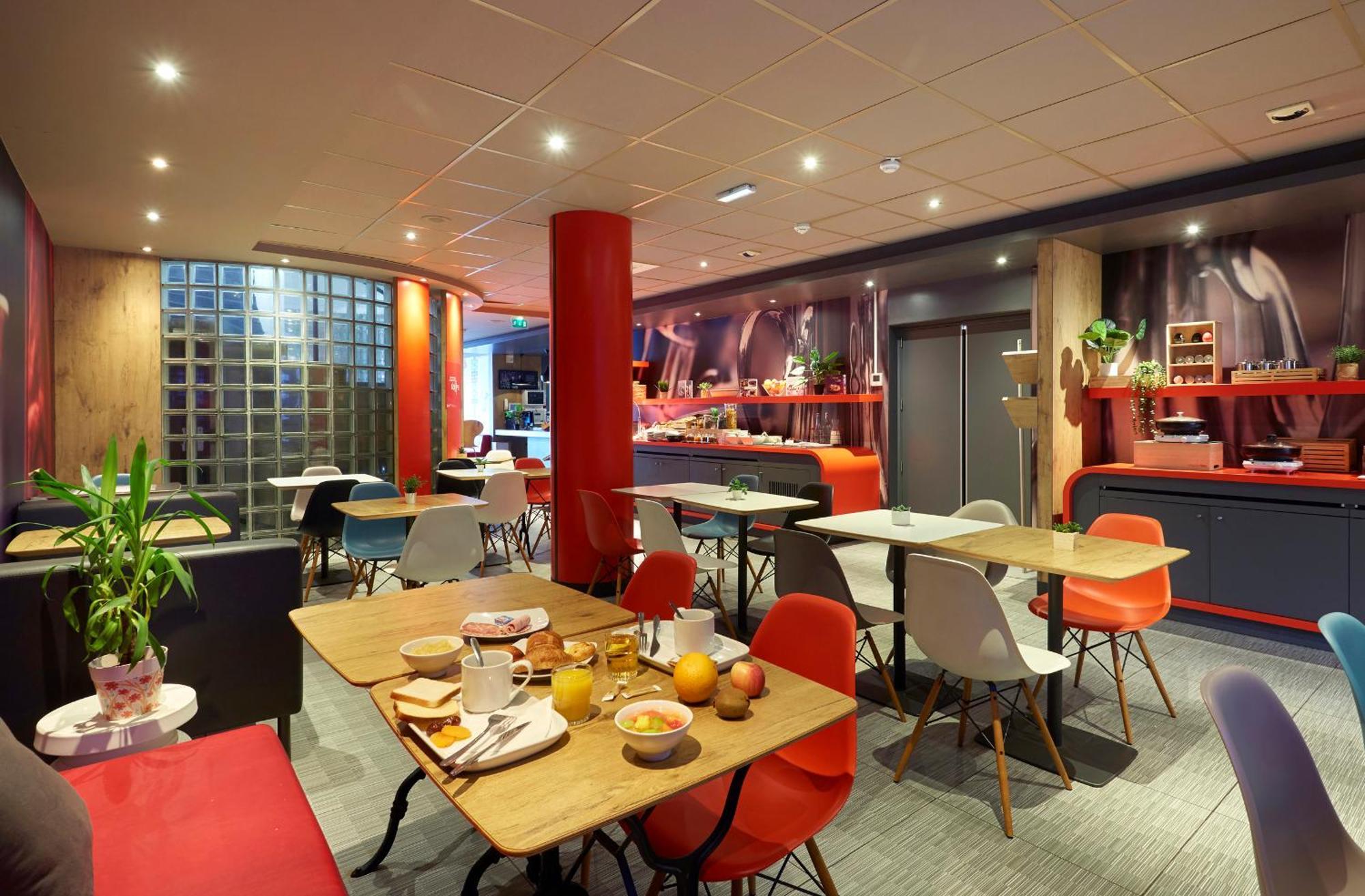 Ibis Lorient Centre Gare Hotel Exterior foto