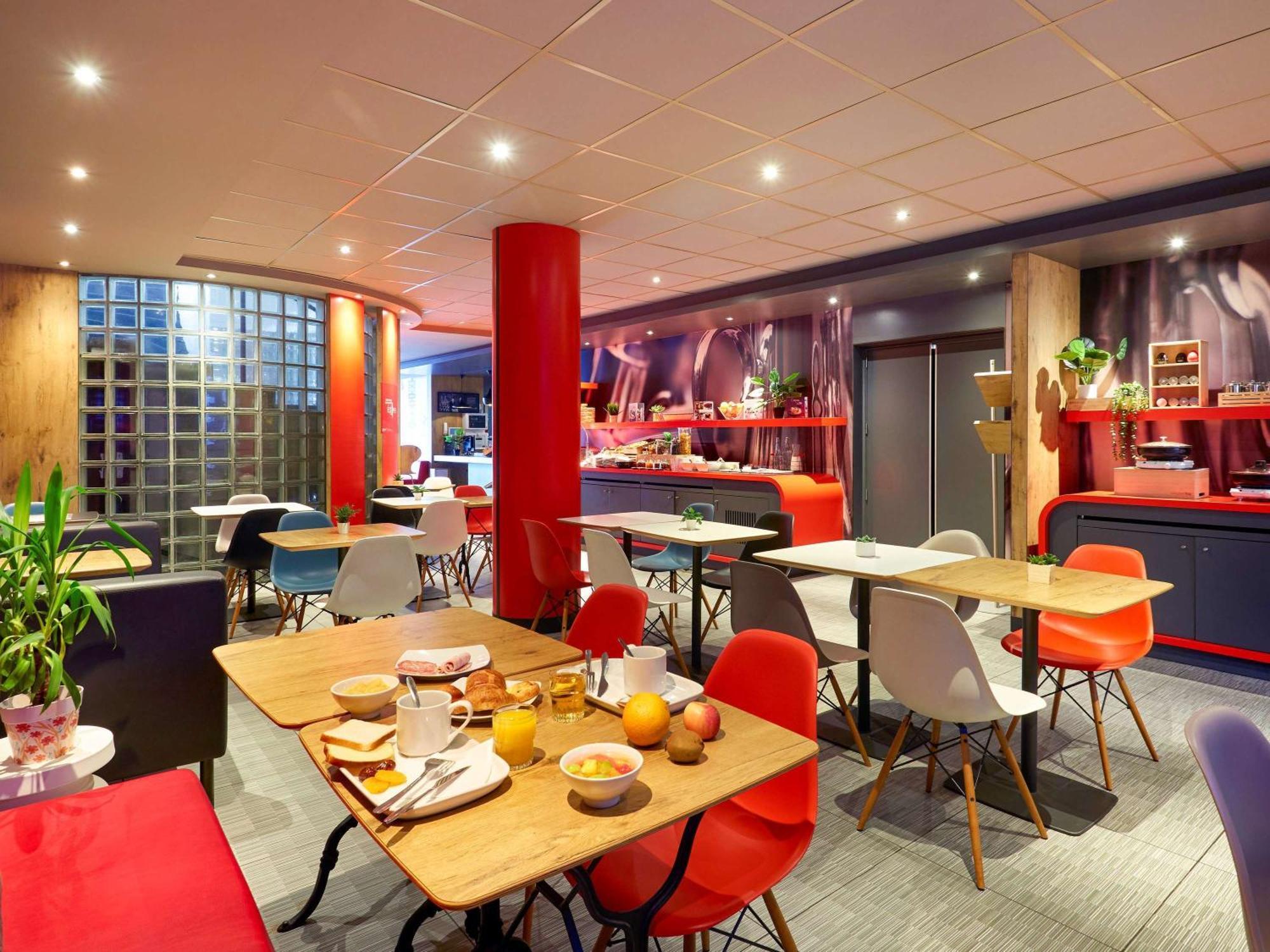 Ibis Lorient Centre Gare Hotel Exterior foto