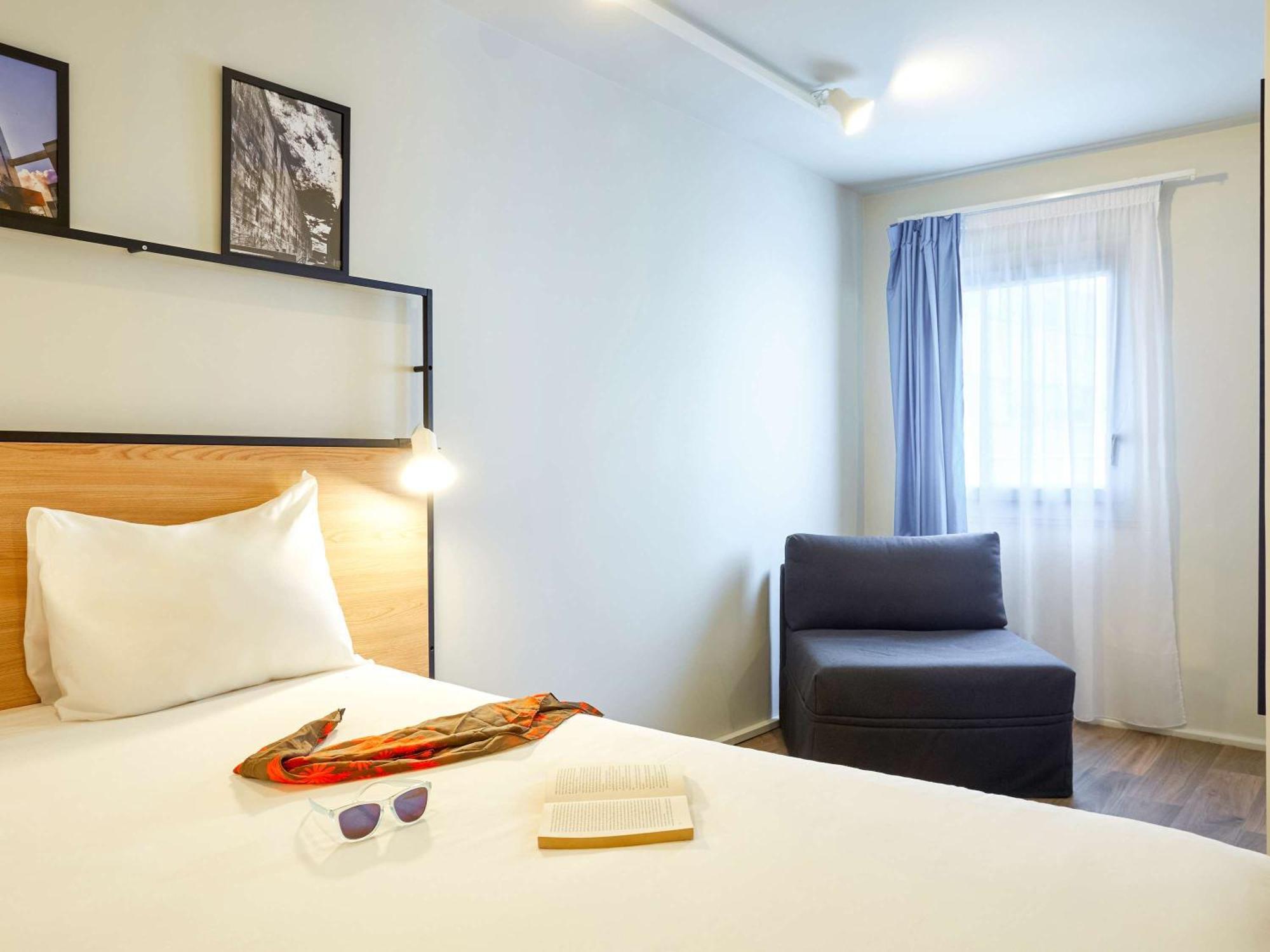 Ibis Lorient Centre Gare Hotel Exterior foto