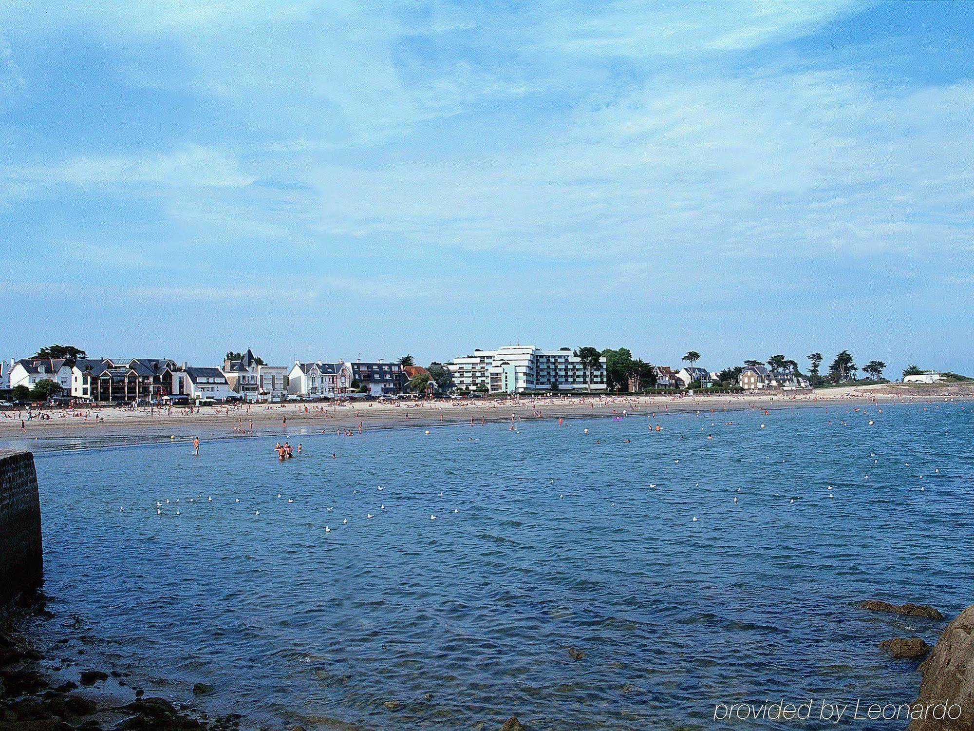 Ibis Lorient Centre Gare Hotel Exterior foto